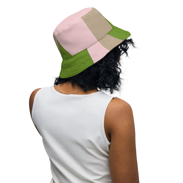Reversible bucket hat