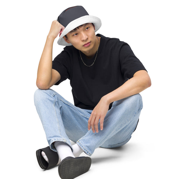 Reversible bucket hat