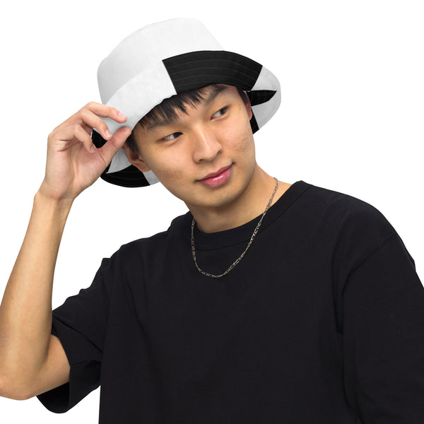 Reversible bucket hat