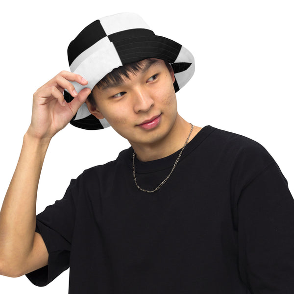 Reversible bucket hat