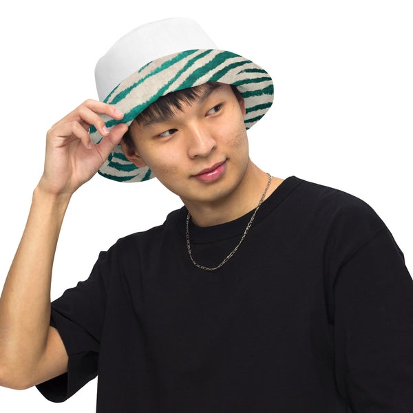 Reversible bucket hat