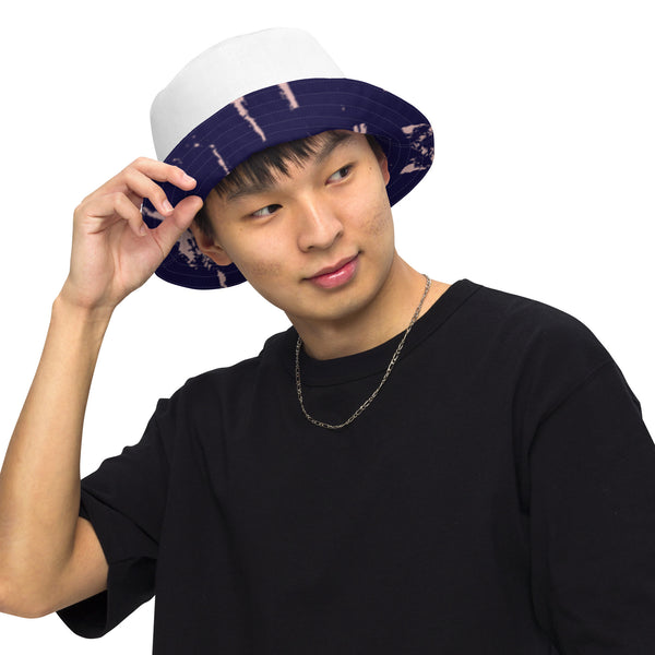 Reversible bucket hat