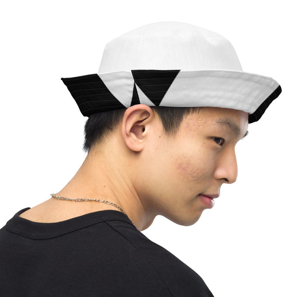 Reversible bucket hat