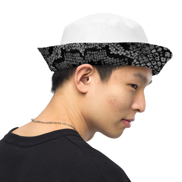 Reversible bucket hat