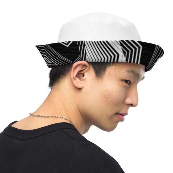 Reversible bucket hat
