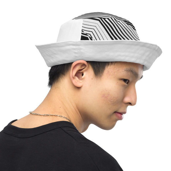 Reversible bucket hat