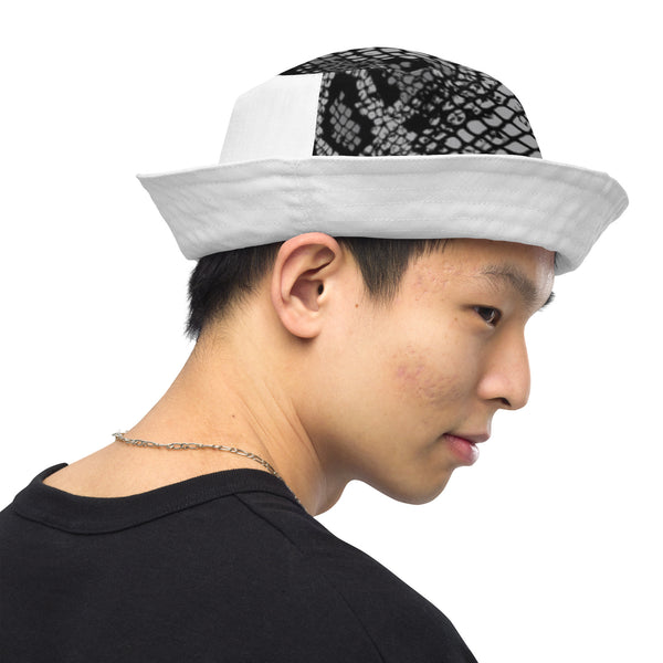 Reversible bucket hat