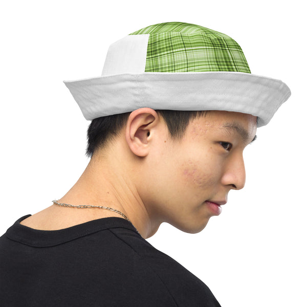 Reversible bucket hat