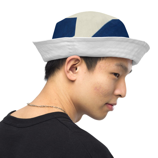 Reversible bucket hat