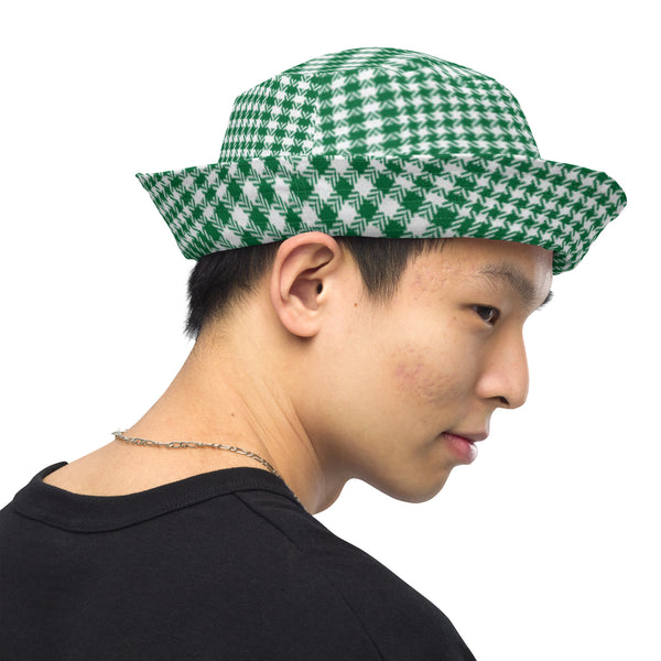 Reversible bucket hat