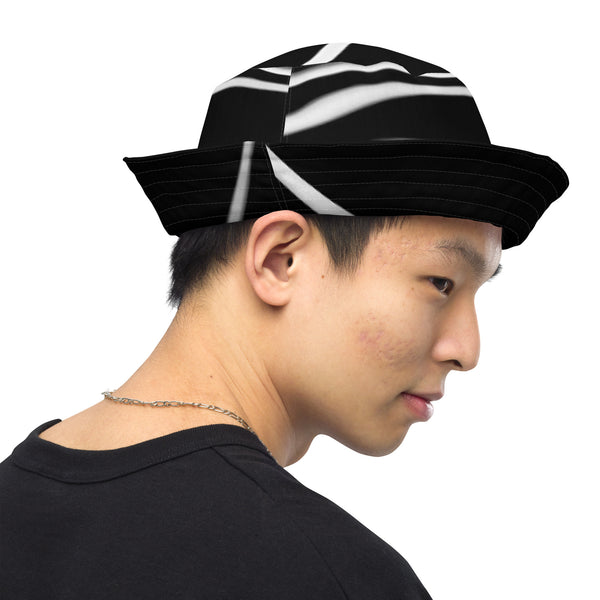 Reversible bucket hat