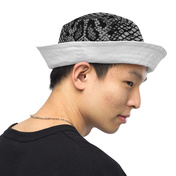 Reversible bucket hat