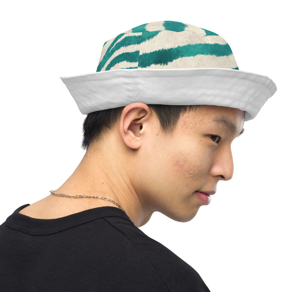 Reversible bucket hat