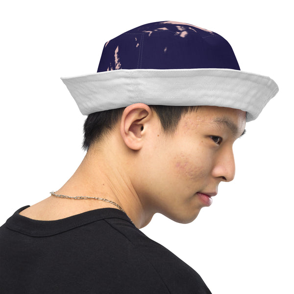 Reversible bucket hat