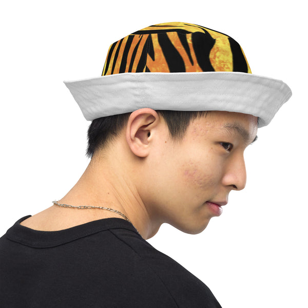 Reversible bucket hat