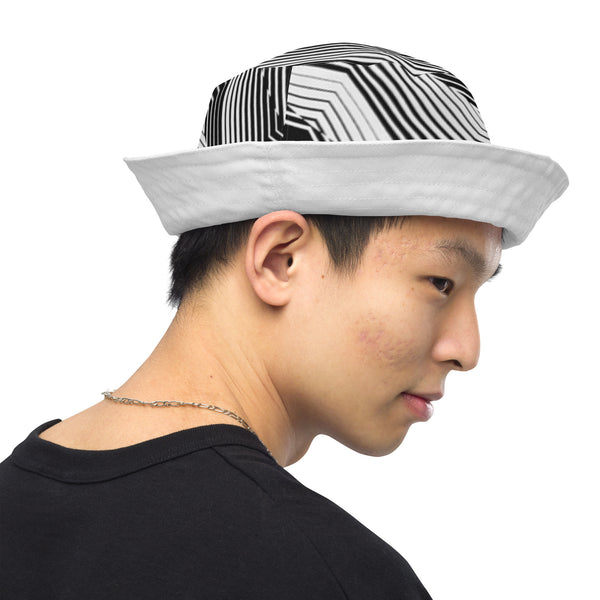 Reversible bucket hat