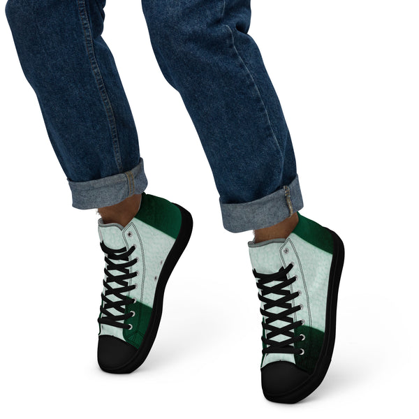 Men’s high top canvas shoes