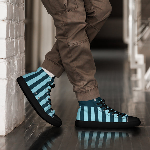 Men’s high top canvas shoes