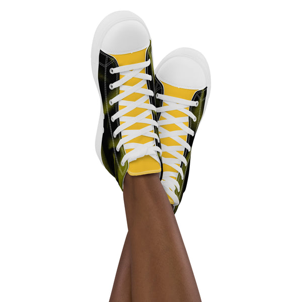 Women’s high top canvas shoes