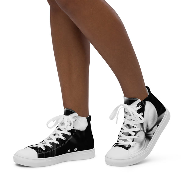 Women’s high top canvas shoes